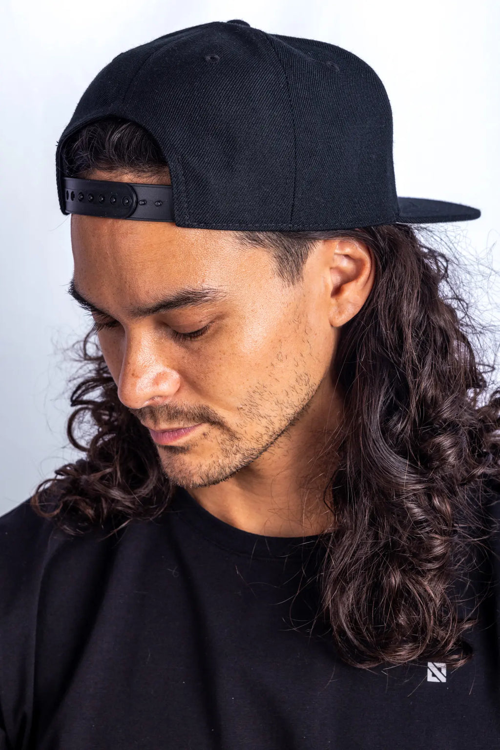 LVN BLACK SNAP BACK HAT